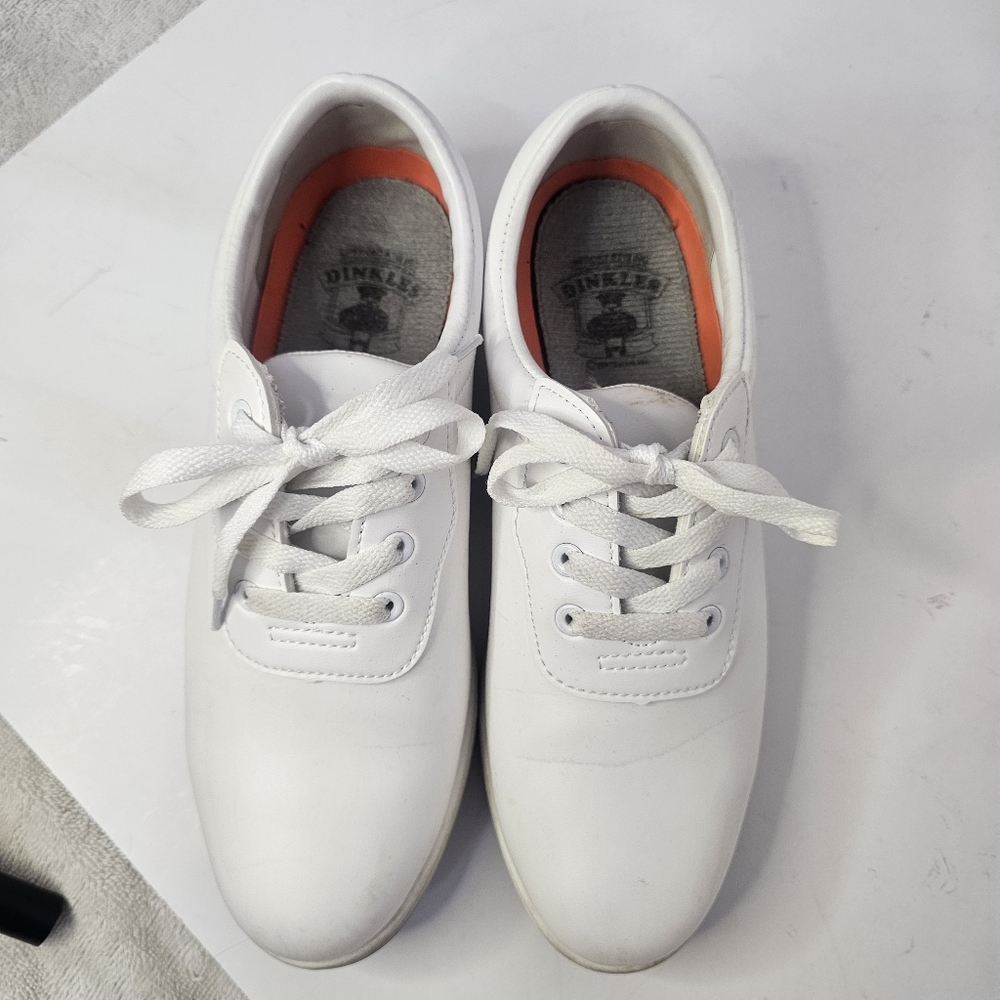 DINKLES WHITE GLIDE MARCHING BAND SHOES SIZE M7/ W9 DURABLE AND COMFORTABLE